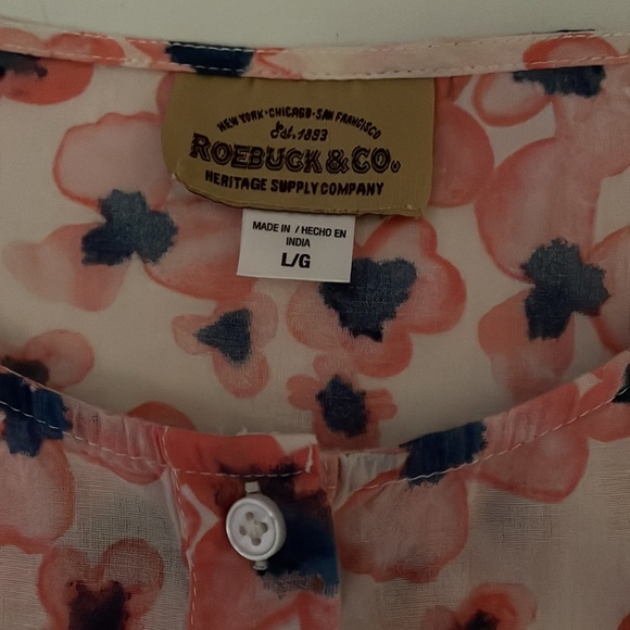 Roebuck & Co. Heritage Supply Company Woman’s Top Sz L/G - Picture 3 of 8